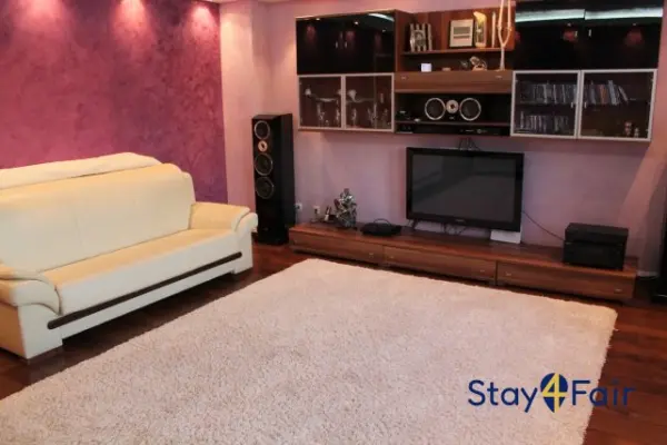 living room in 3 room apartment near Hannover exhibition center