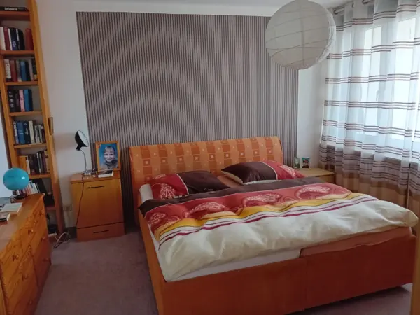 double bed bedroom apartment Hannover Messe
