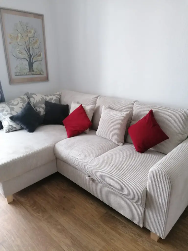 living room with sofa bed apartment near Hannover Messe Mittelfeld