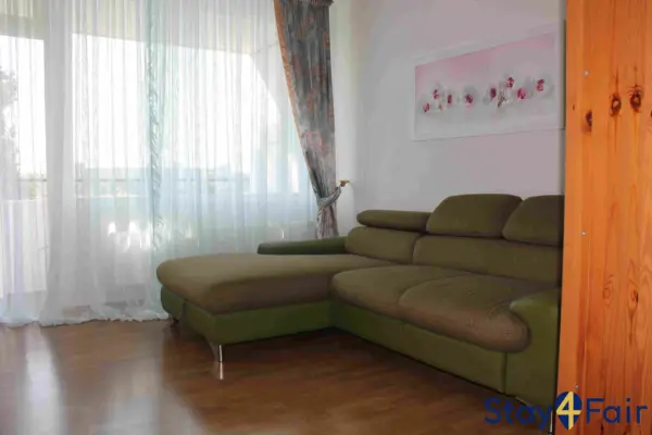 apartment near tram station and shopping plaza Laatzen Hannover
