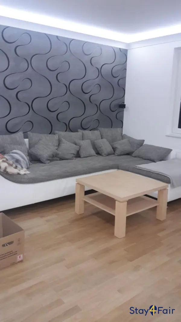 spacious living room in private house for groups Hannover