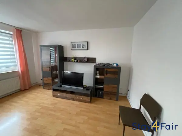 apartment with public transport access to Hannover Messe West